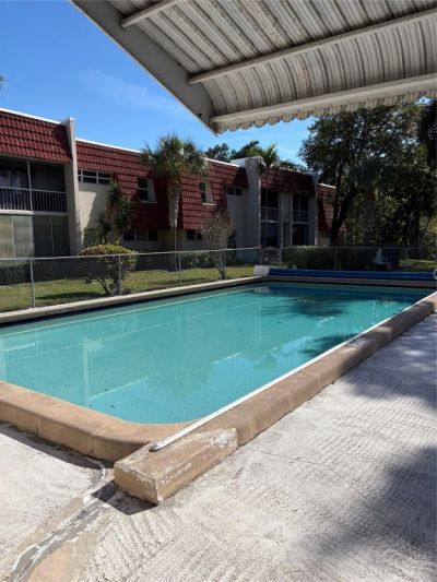 21 Jacaranda Dr, Unit 121, Plantation, FL 33324 Photo