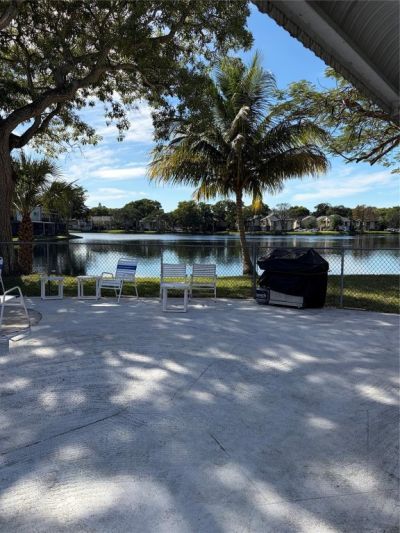 21 Jacaranda Dr, Unit 121, Plantation, FL 33324 Photo