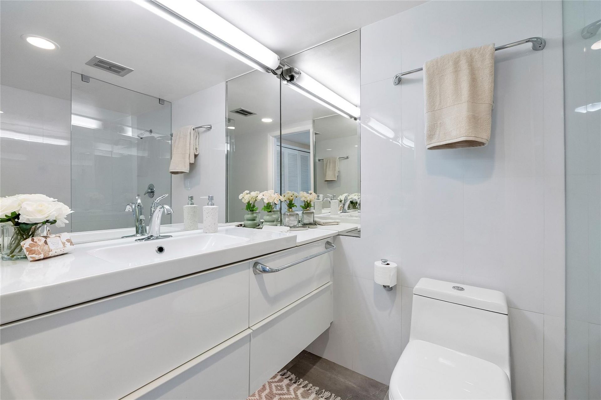 2100 S Ocean Drive, Unit 15A, Fort Lauderdale, FL 33316 Photo