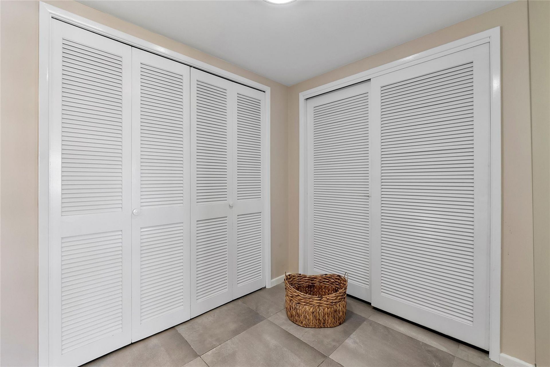 2100 S Ocean Drive, Unit 15A, Fort Lauderdale, FL 33316 Photo