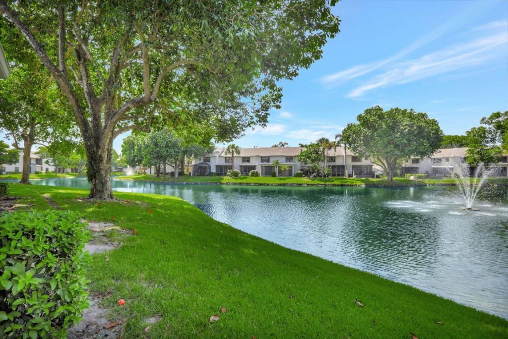 4771 NW 22nd Street, Unit 42121, Coconut Creek, FL 33063 Photo