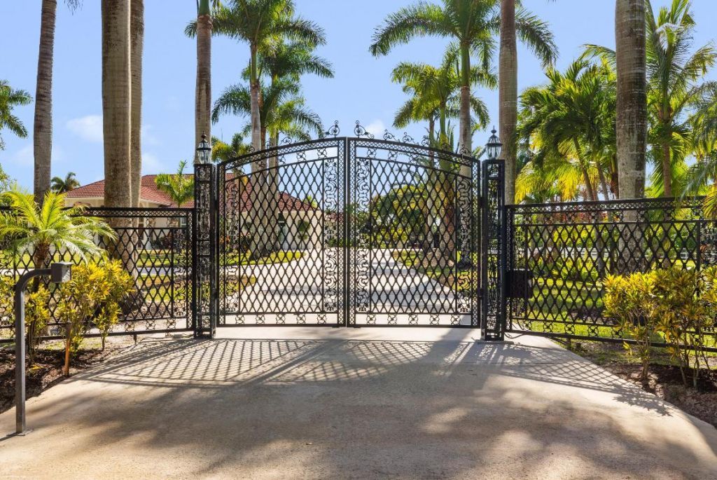 15330 Ocean Breeze Lane, Wellington, FL 33414 Photo