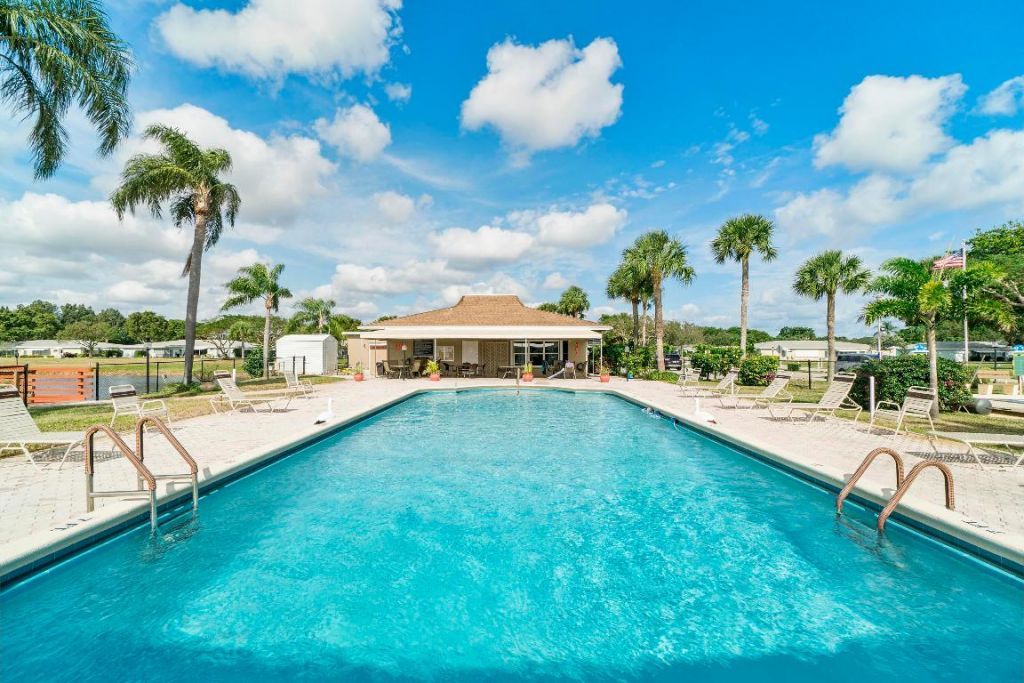 212 High Point Terrace W, Unit A, Delray Beach, FL 33445 Photo