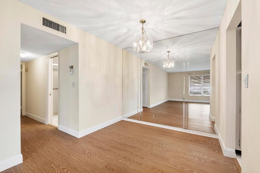 212 High Point Terrace W, Unit A, Delray Beach, FL 33445 Photo