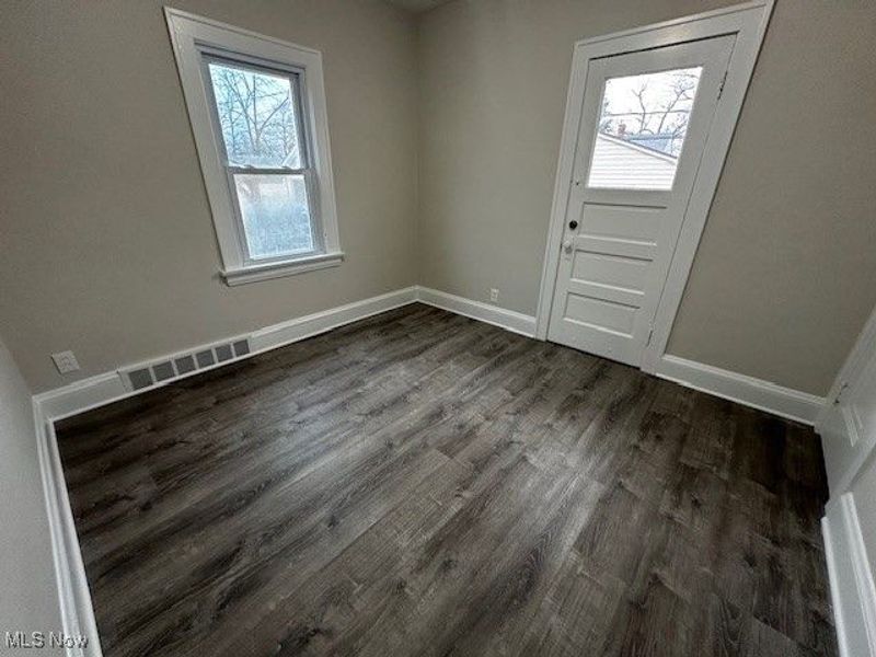 20517 Raymond Street, Maple Heights, OH 44137 Photo 11