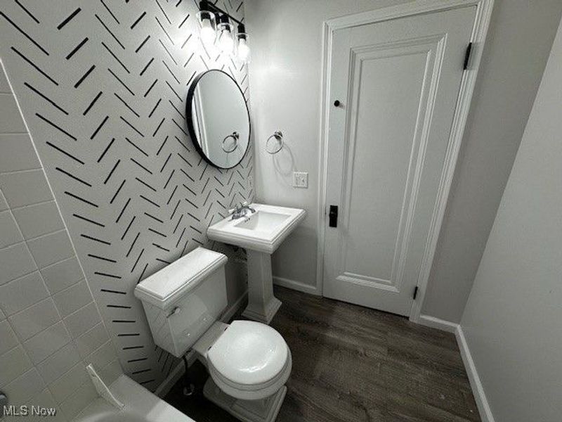 20517 Raymond Street, Maple Heights, OH 44137 Photo 6