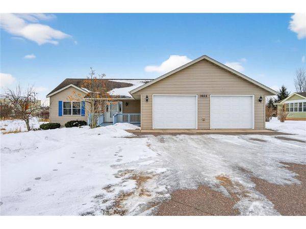 1655 Danis Way, Cumberland, WI 54829