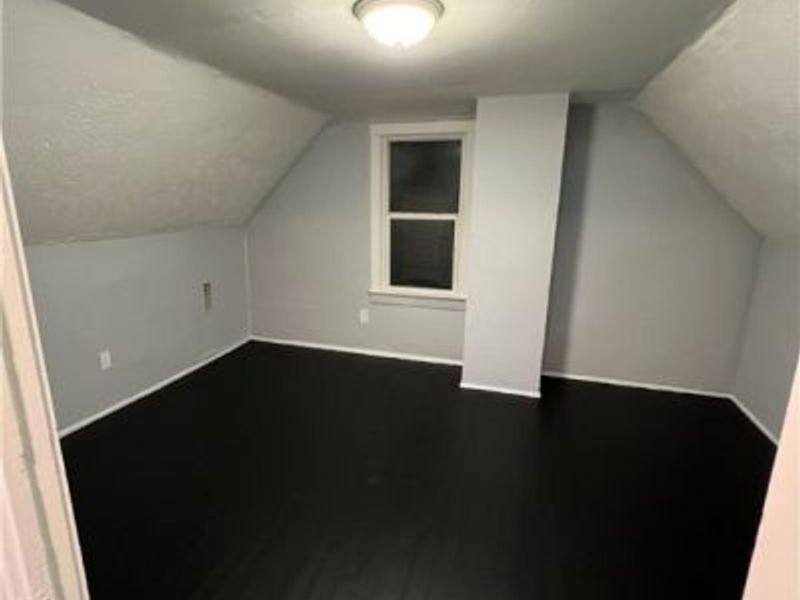 8801 Beckman Avenue, Cleveland, OH 44104 Photo 7