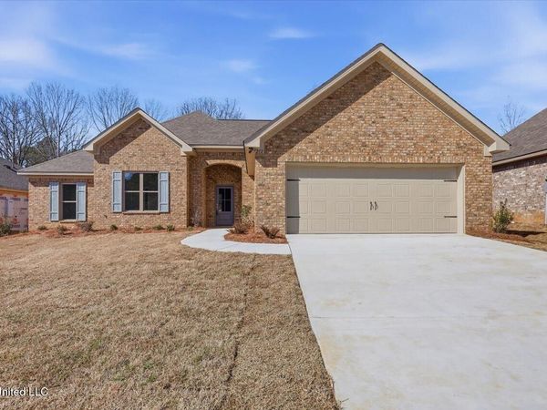 212 Anderson Oaks Drive, Pearl, MS 39208