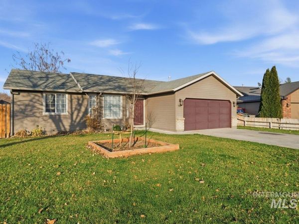 7580 Arlington, Nampa, ID 83687