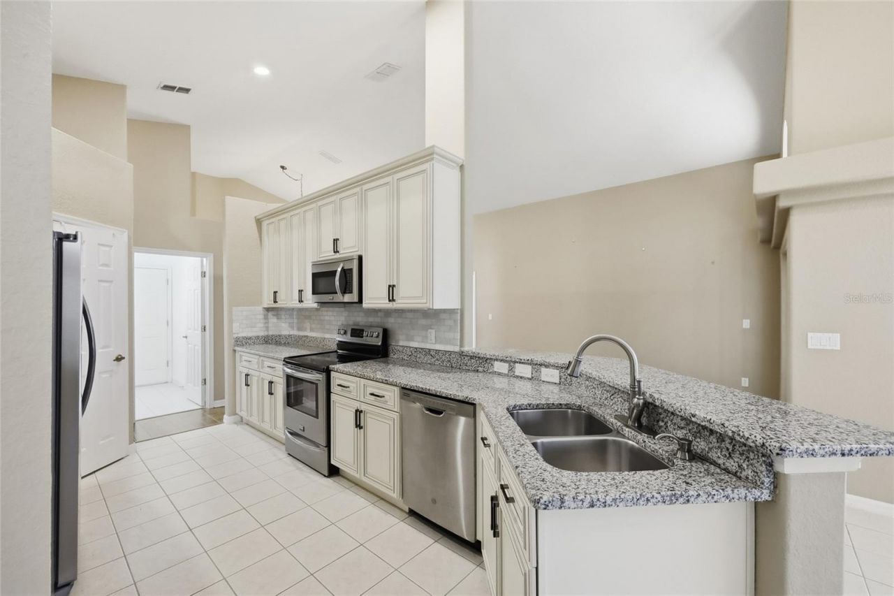 6645 Franconia Drive, Belle Isle, FL 32812 Photo