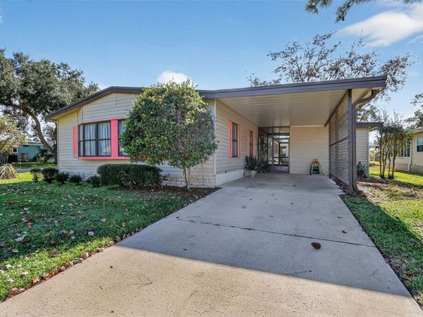 3211 WEKIVA ROAD, TAVARES, FL 32778