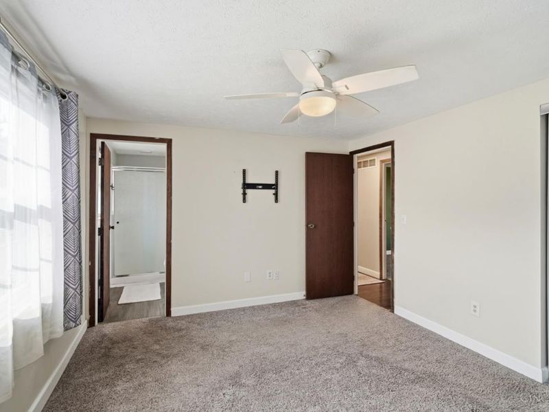 2148 Julie Terrace, Reading, OH 45215 Photo 17