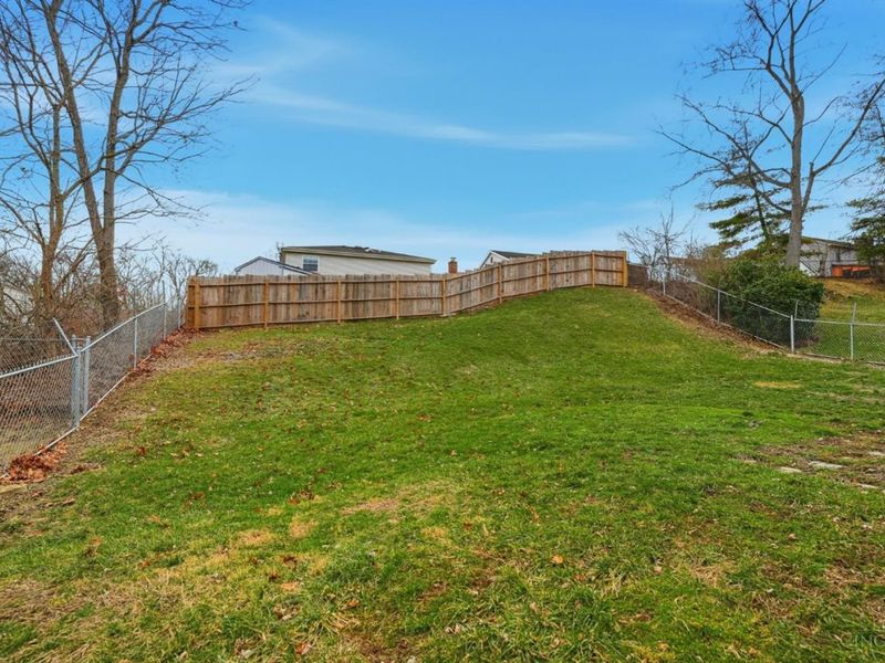 2148 Julie Terrace, Reading, OH 45215 Photo 37