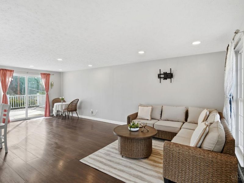 2148 Julie Terrace, Reading, OH 45215 Photo 4