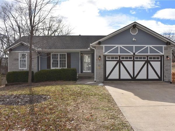 1591 W Mulberry Street, Olathe, KS 66061