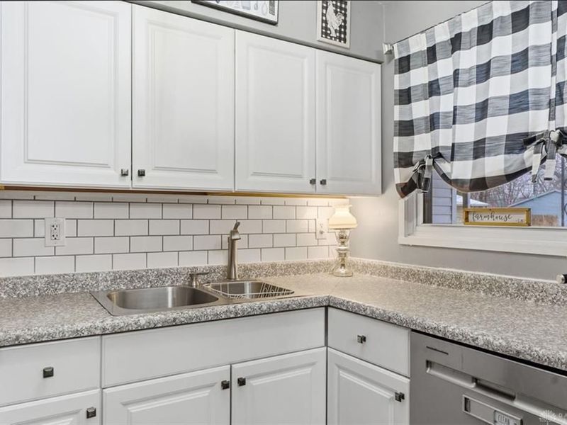 1163 Irmal Drive, Dayton, OH 45432 Photo 11