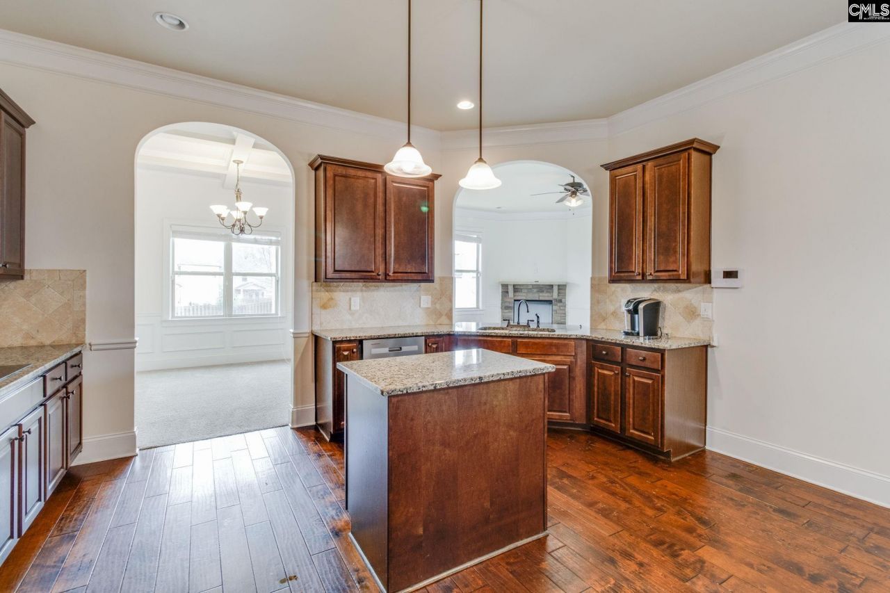 12 Hillfoots Court Photo 10