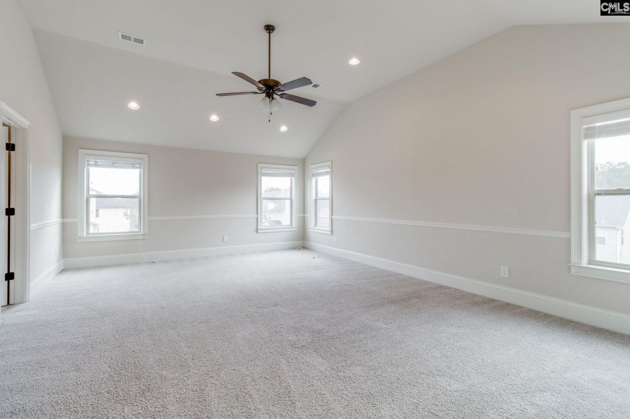 12 Hillfoots Court Photo 13