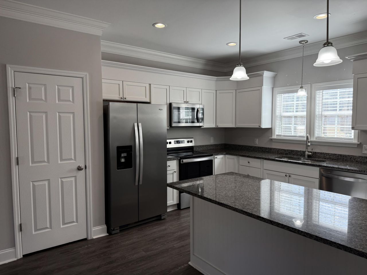 110 Mary Ellie Drive Photo 8