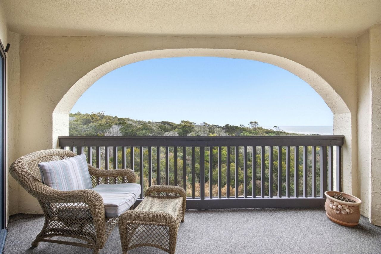 100 Lands End Blvd. Photo 12