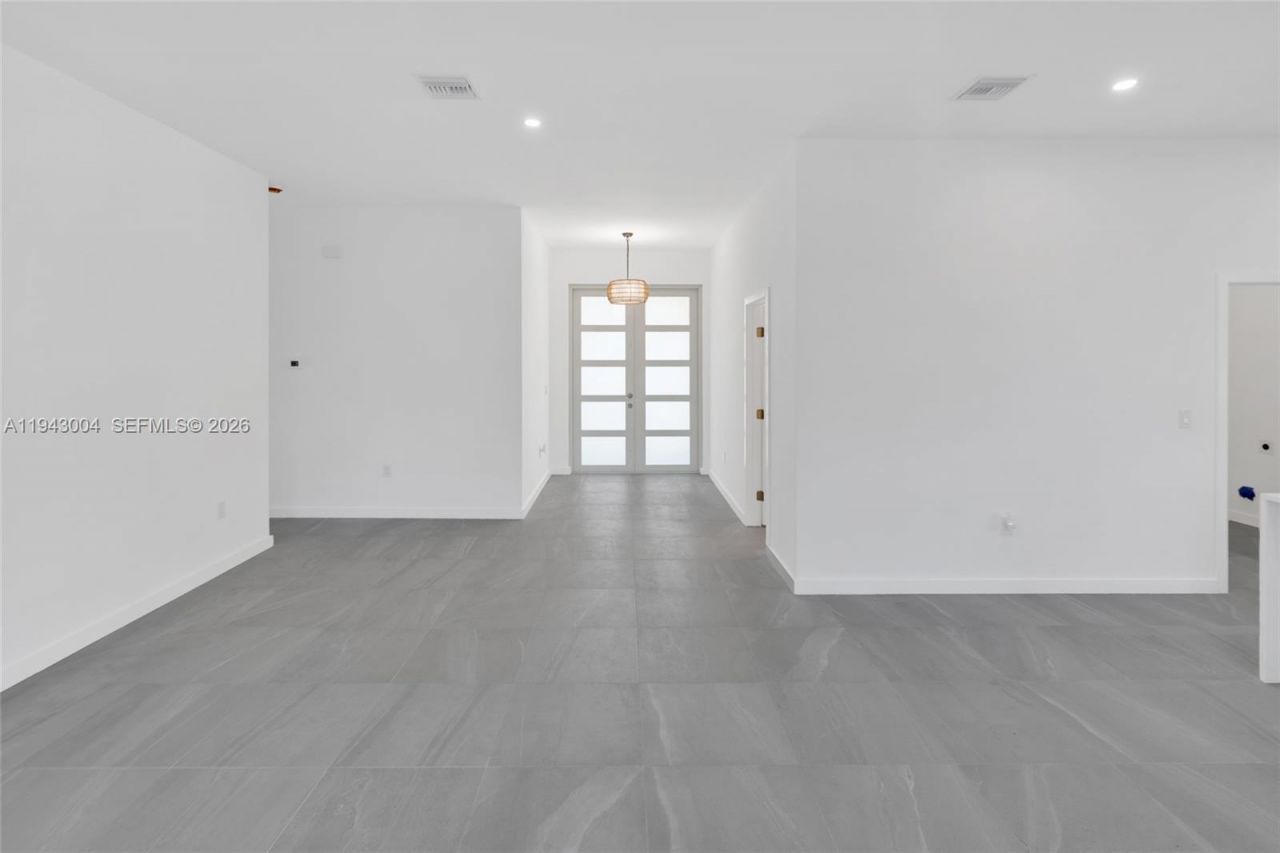 337 Jourferie Rd, Lehigh Acres, FL 33974 Photo