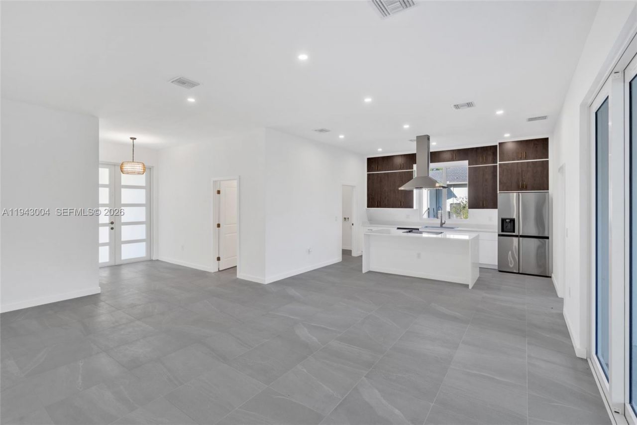 337 Jourferie Rd, Lehigh Acres, FL 33974 Photo