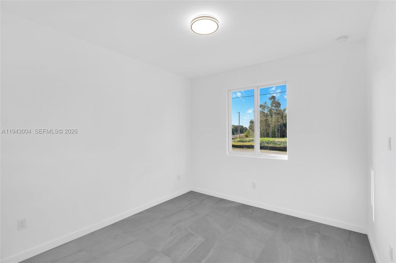 337 Jourferie Rd, Lehigh Acres, FL 33974 Photo