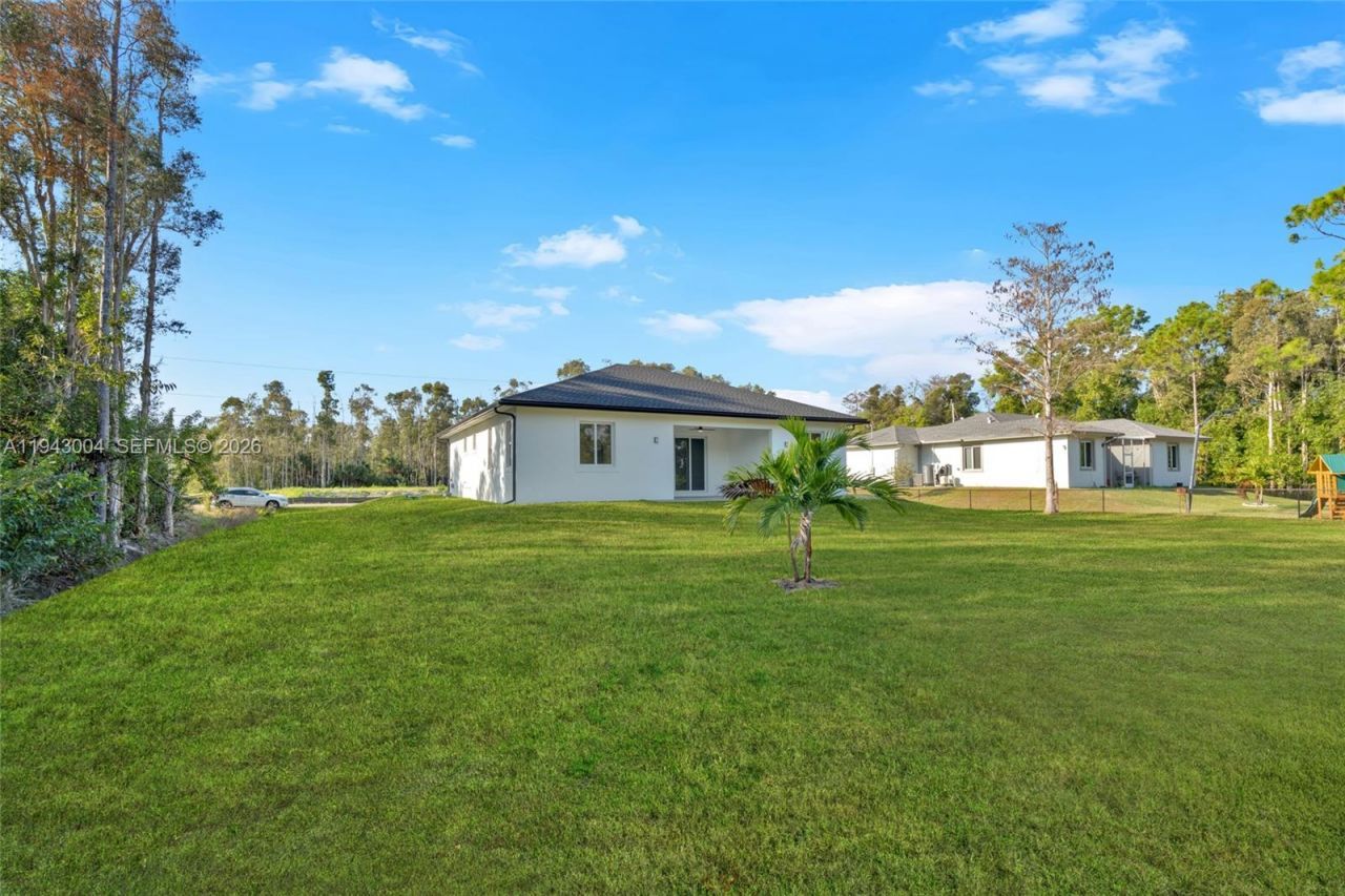 337 Jourferie Rd, Lehigh Acres, FL 33974 Photo