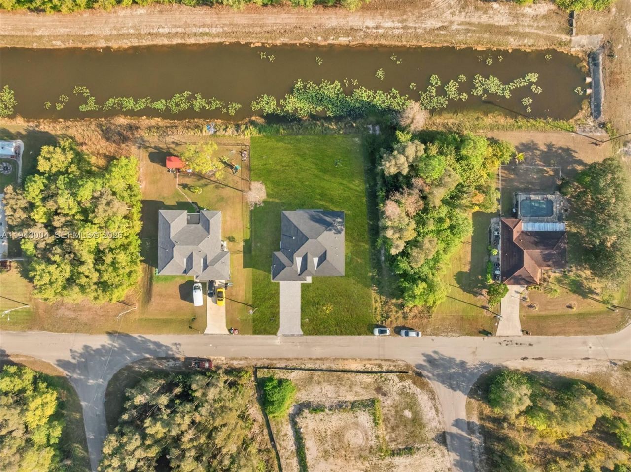 337 Jourferie Rd, Lehigh Acres, FL 33974 Photo