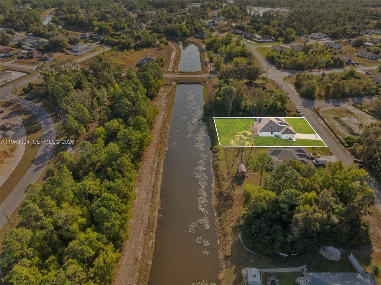 337 Jourferie Rd, Lehigh Acres, FL 33974 Photo