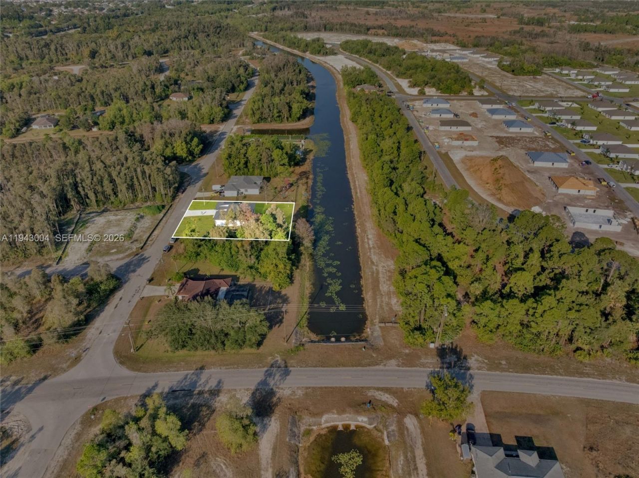 337 Jourferie Rd, Lehigh Acres, FL 33974 Photo