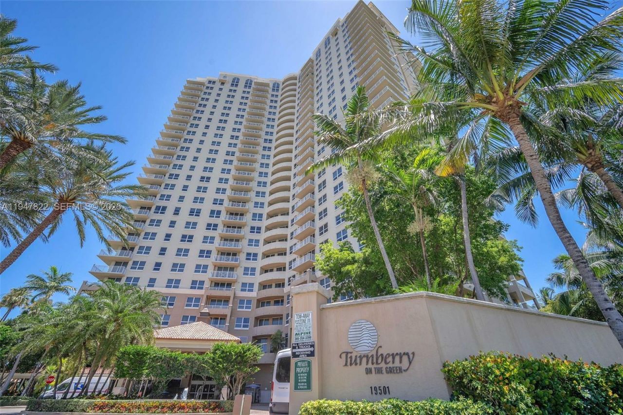 19501 W Country Club Dr, Unit 505, Aventura, FL 33180 Photo
