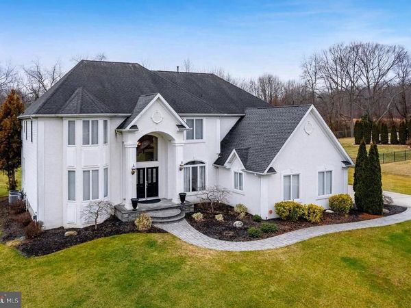 107 PREAKNESS DRIVE, MULLICA HILL, NJ 08062