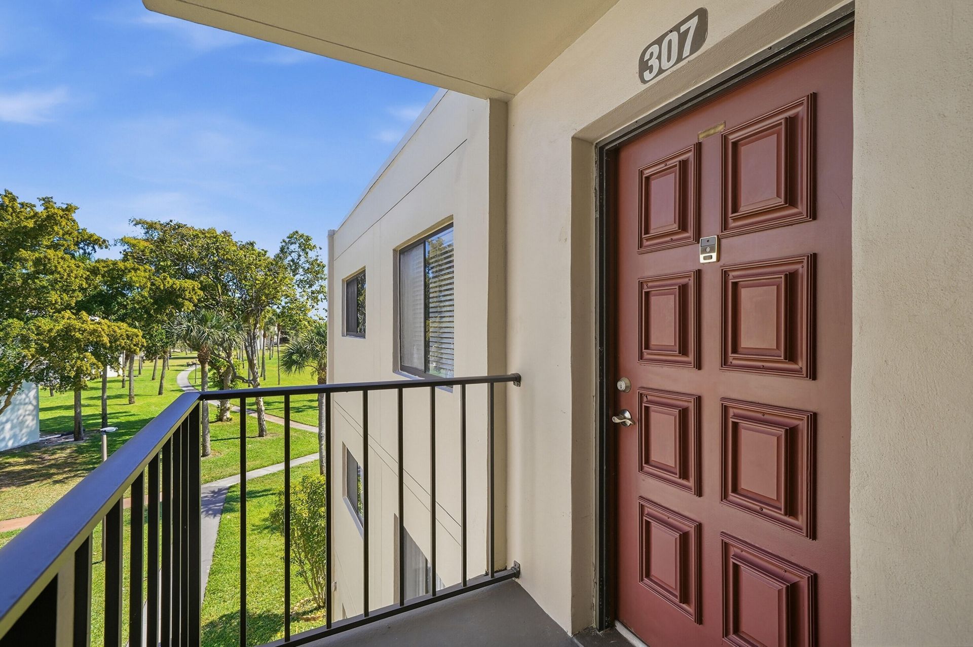 5130 Las Verdes Circle, Unit 307, Delray Beach, FL 33484 Photo