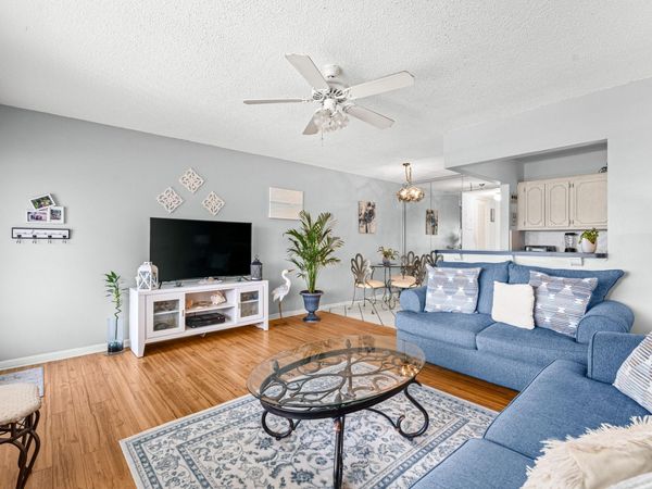 309 Sheffield M, Unit 309, West Palm Beach, FL 33417