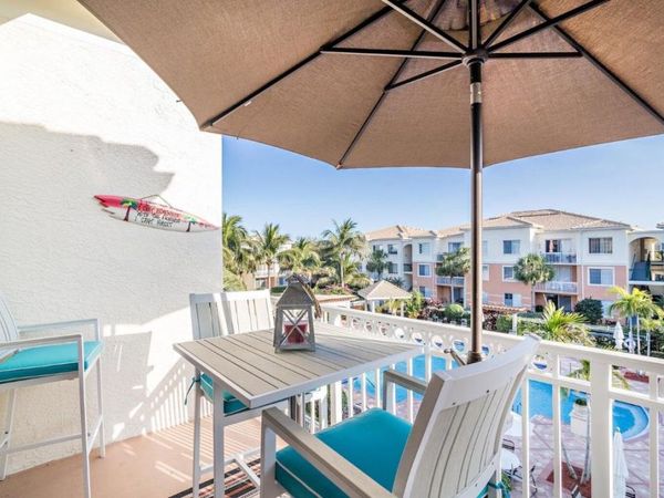 4308 Myrtlewood Circle E, Palm Beach Gardens, FL 33418