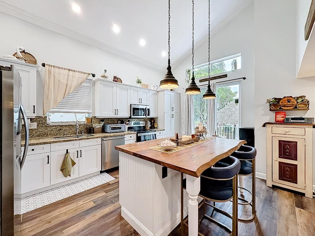 11209 SW Springtree Terrace, Port Saint Lucie, FL 34987 Photo