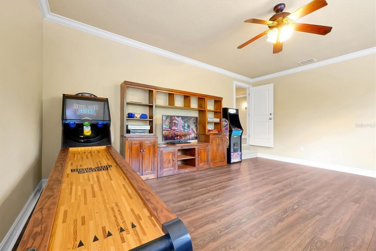 12012 Rambling Oak Boulevard, Orlando, FL 32832 Photo
