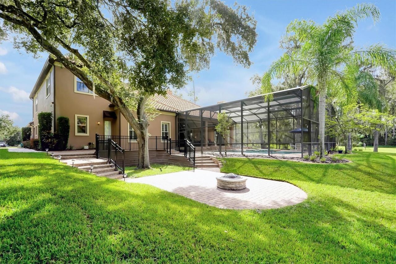 12012 Rambling Oak Boulevard, Orlando, FL 32832 Photo