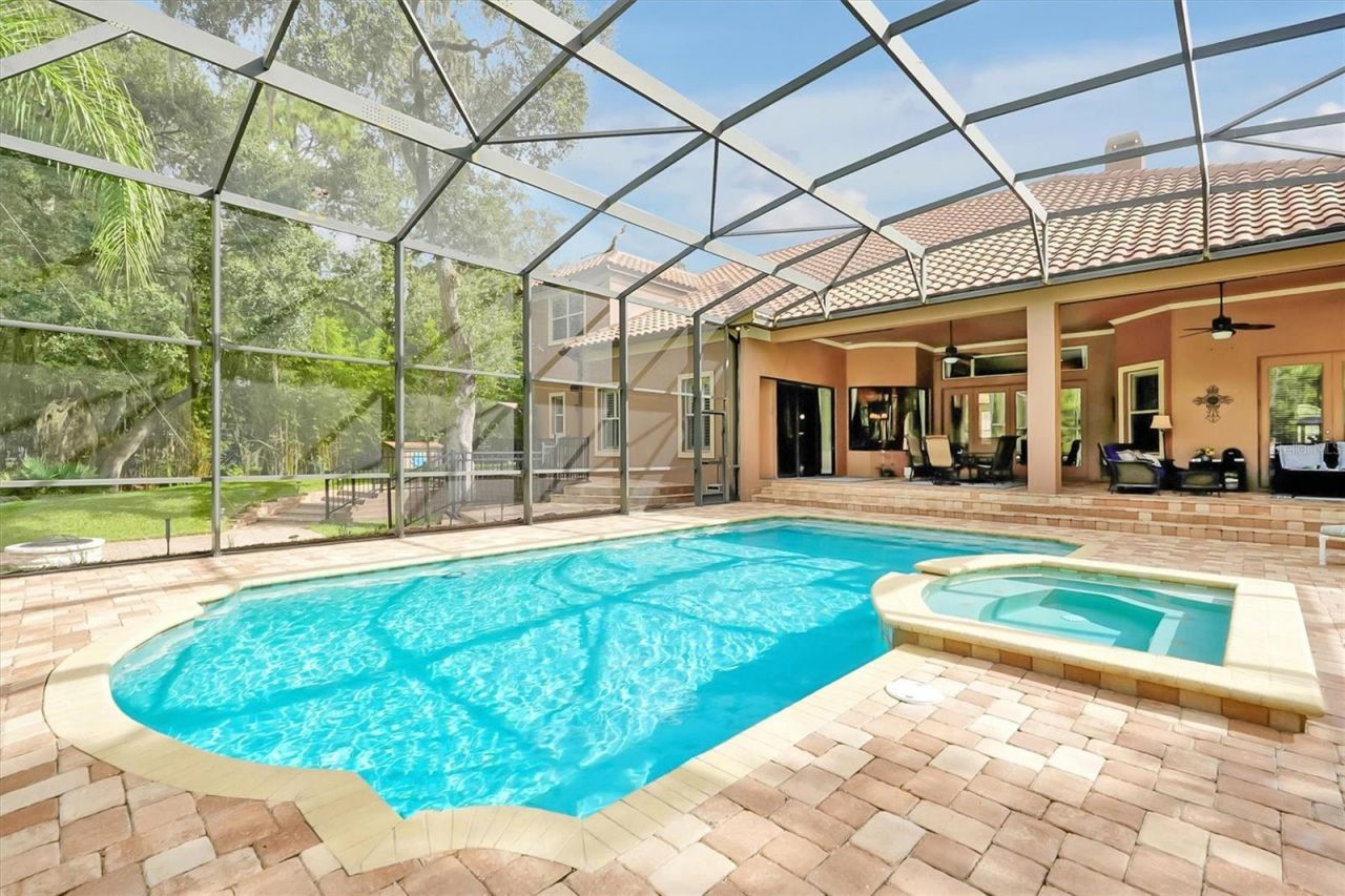 12012 Rambling Oak Boulevard, Orlando, FL 32832 Photo