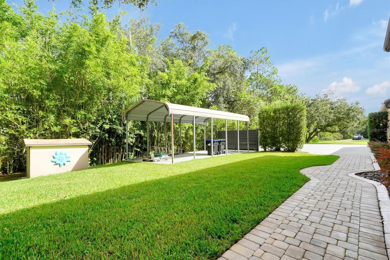 12012 Rambling Oak Boulevard, Orlando, FL 32832 Photo