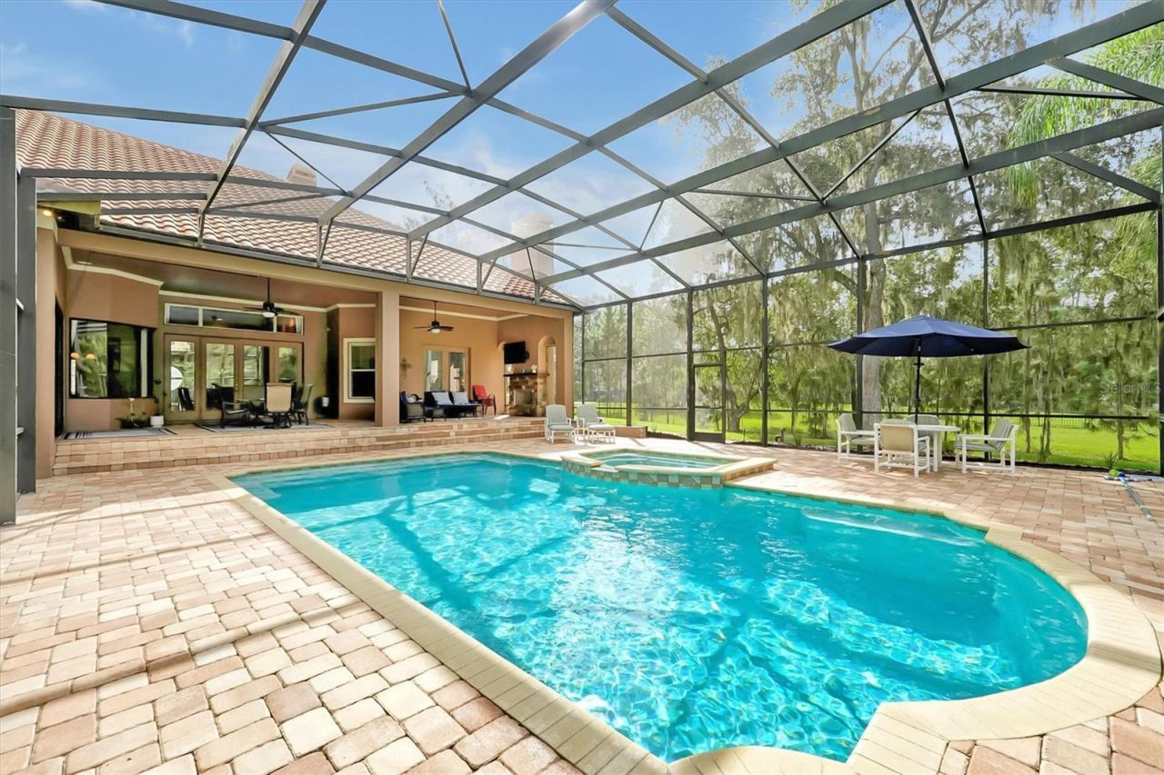 12012 Rambling Oak Boulevard, Orlando, FL 32832 Photo