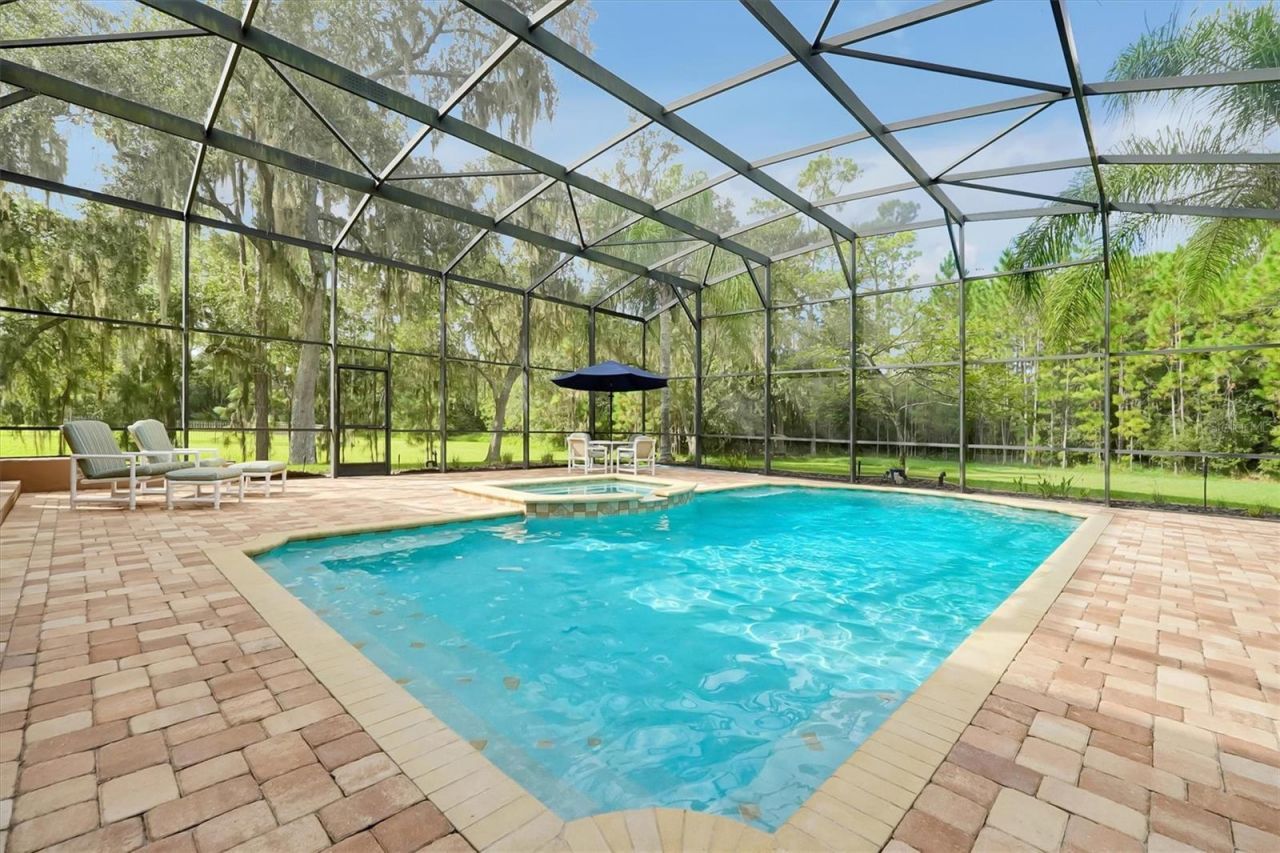 12012 Rambling Oak Boulevard, Orlando, FL 32832 Photo
