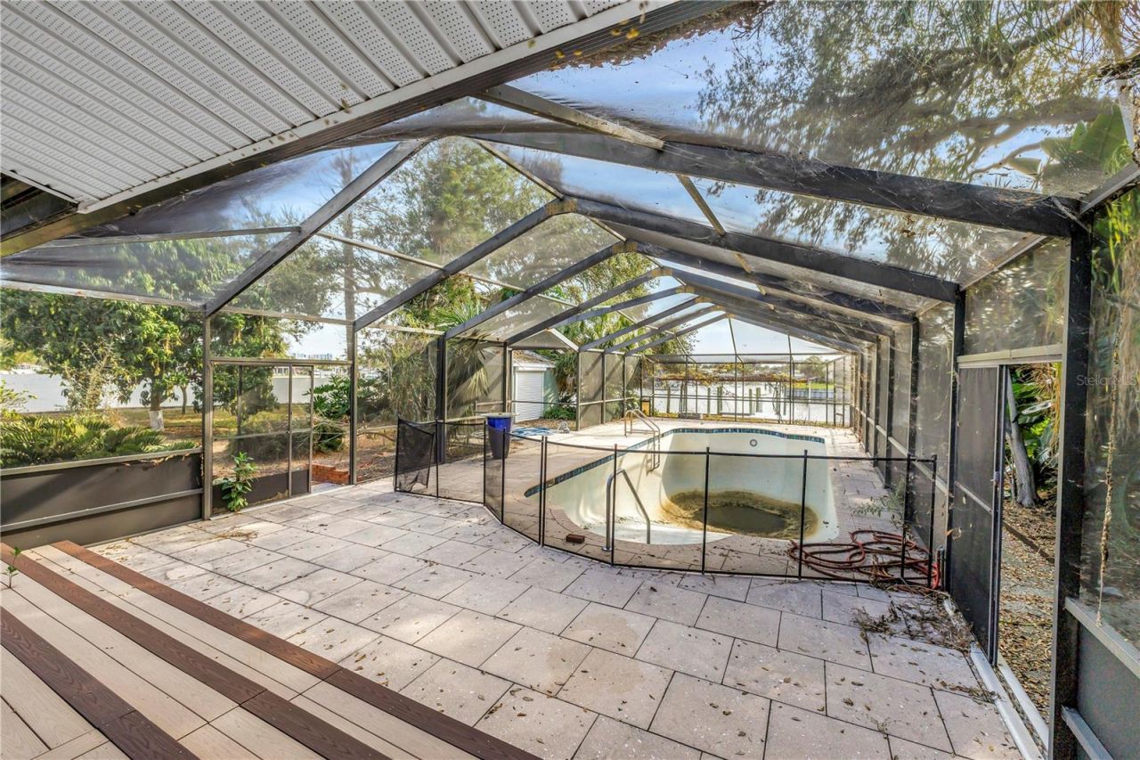 4114 42nd Avenue S, Saint Petersburg, FL 33711 Photo