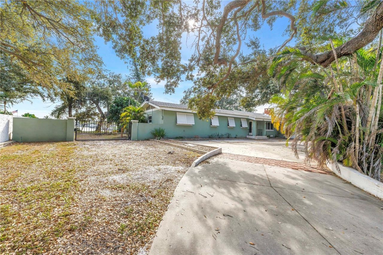 4114 42nd Avenue S, Saint Petersburg, FL 33711 Photo