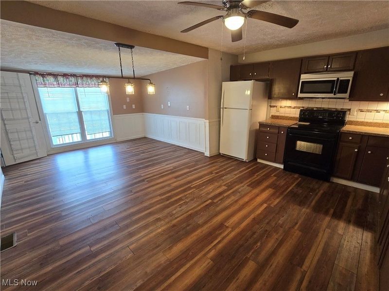 459 County Road 2, Rayland, OH 43943 Photo 8