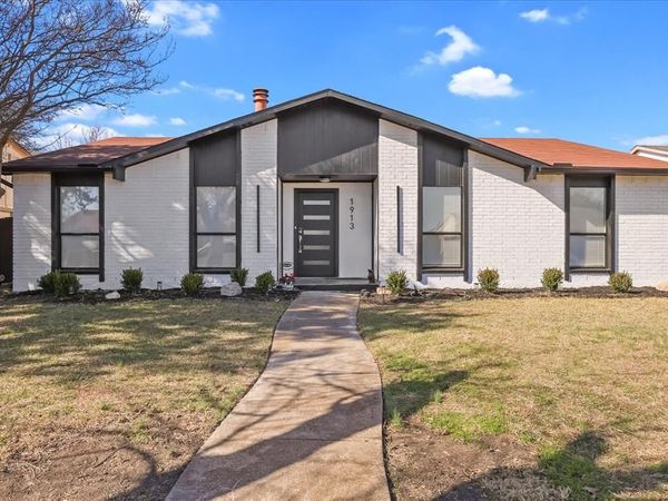 1913 Edna Smith Drive, Garland, TX 75040