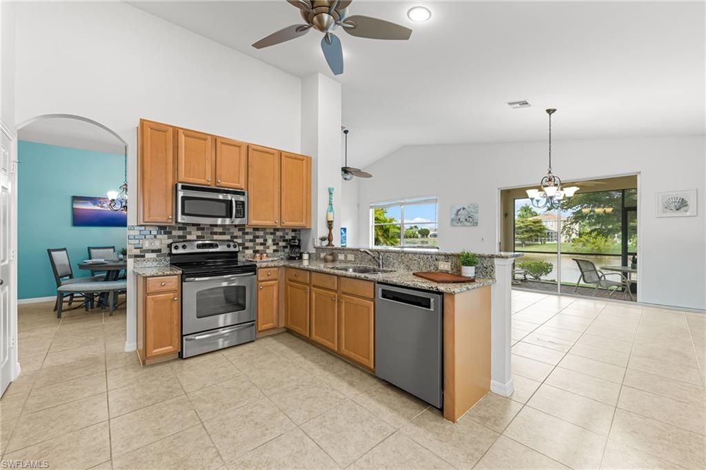 8615 Sumner Ave, Fort Myers, FL 33908 Photo