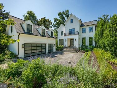 2812 24TH STREET N, ARLINGTON, VA 22207